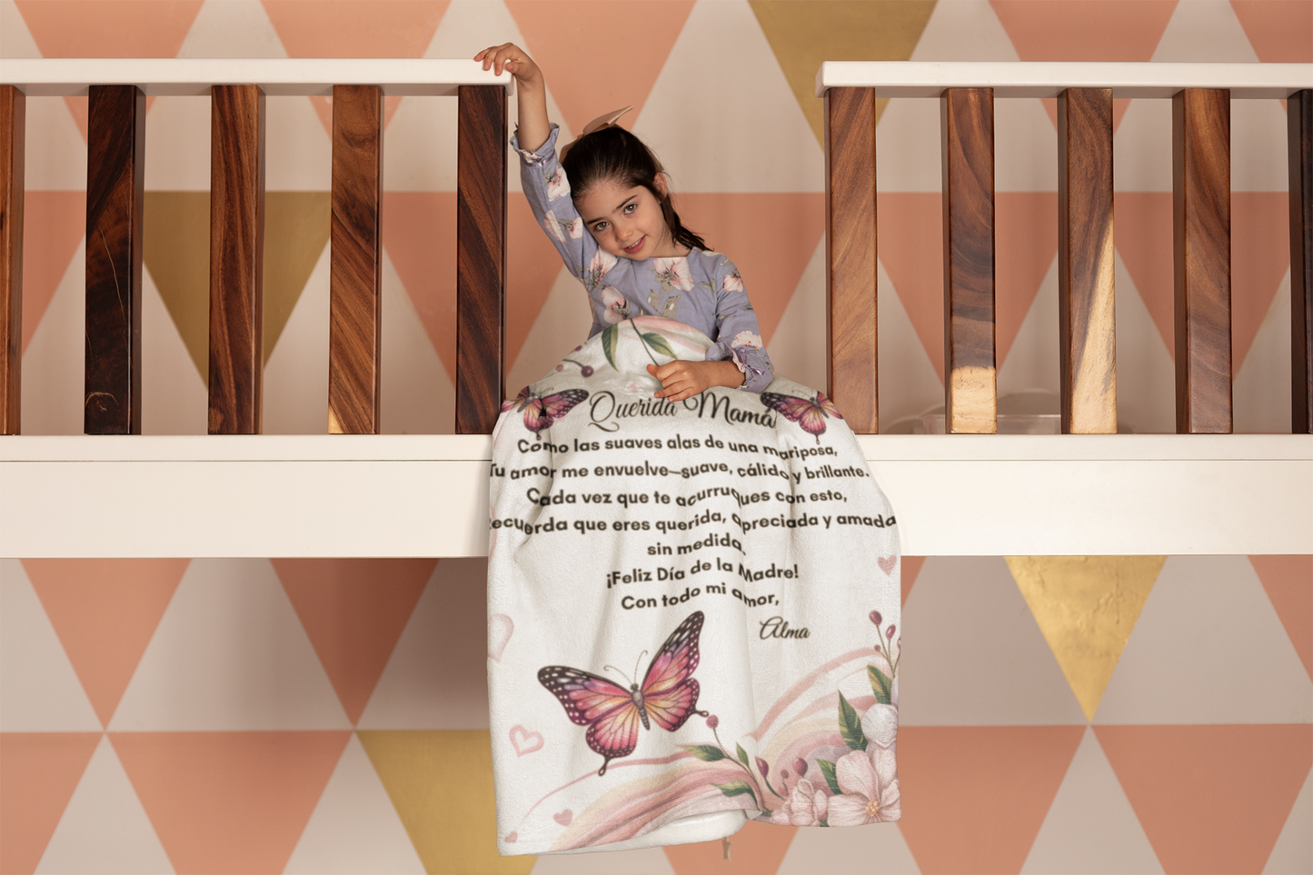 “Dear Mom Personalized Fleece Blanket - A Heartfelt Gift to Show Your Love”